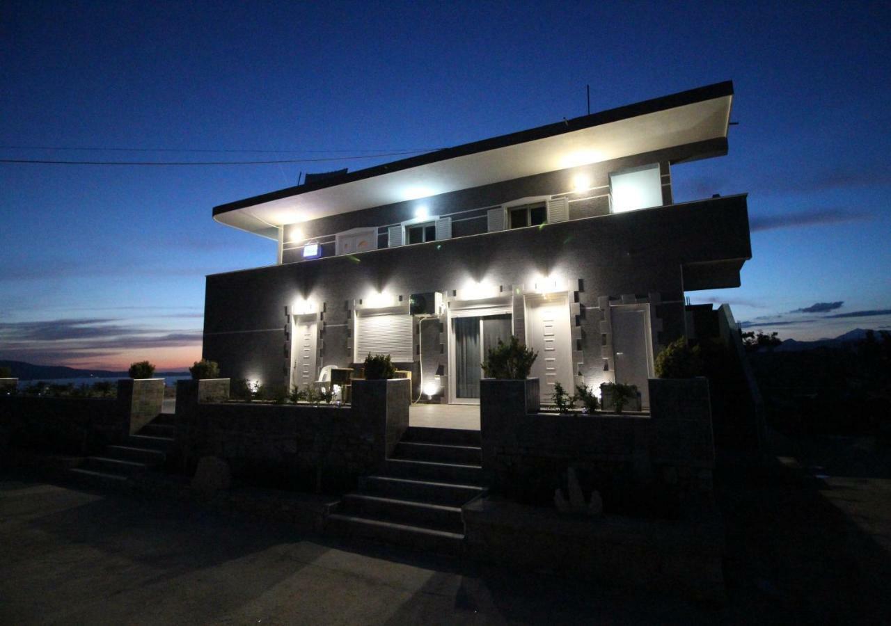 Le Gjero Luxury Villa Ksamil Esterno foto