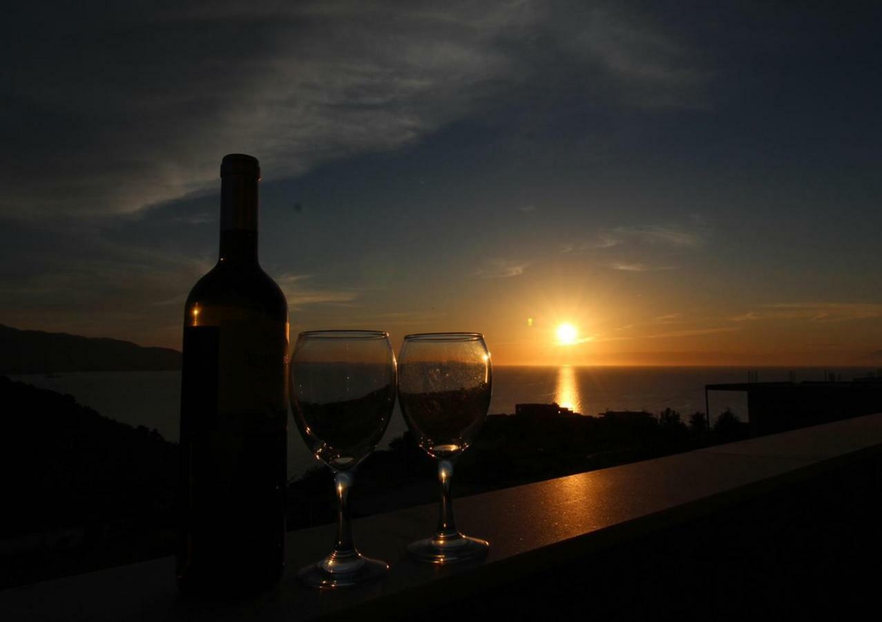 Le Gjero Luxury Villa Ksamil Esterno foto